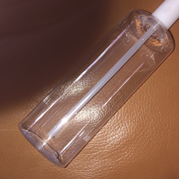 NWOT Top Refill Soap Dispenser ABS Pump Head 17oz Lotion Bottle Built-in Design - Picture 6 of 13